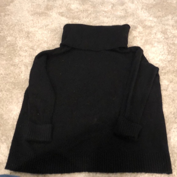 Turtle neck sweater - Picture 1 of 1